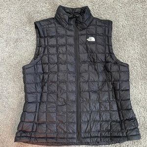 North Face Thermoball vest